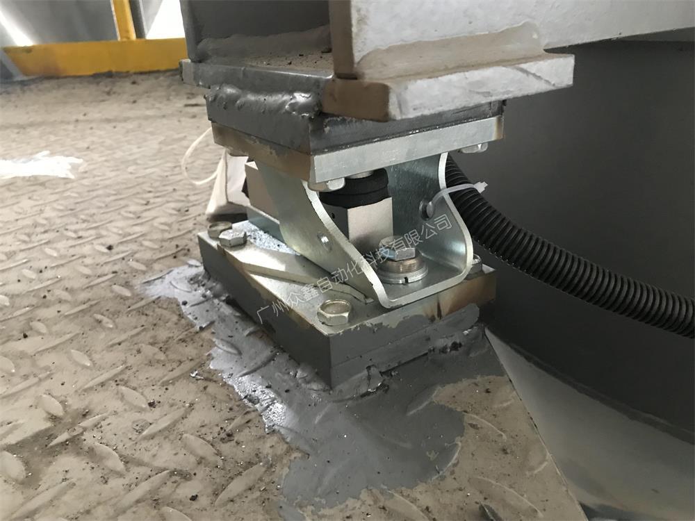 計量斗安裝稱重模塊現(xiàn)場案例